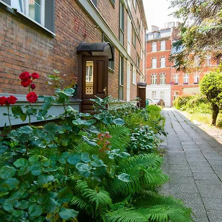 Old Town Breeze Lejlighed